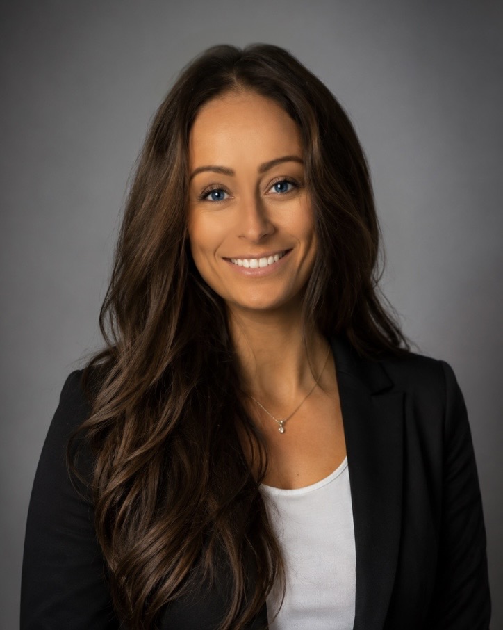 Shannon, Founder of Lumora Management